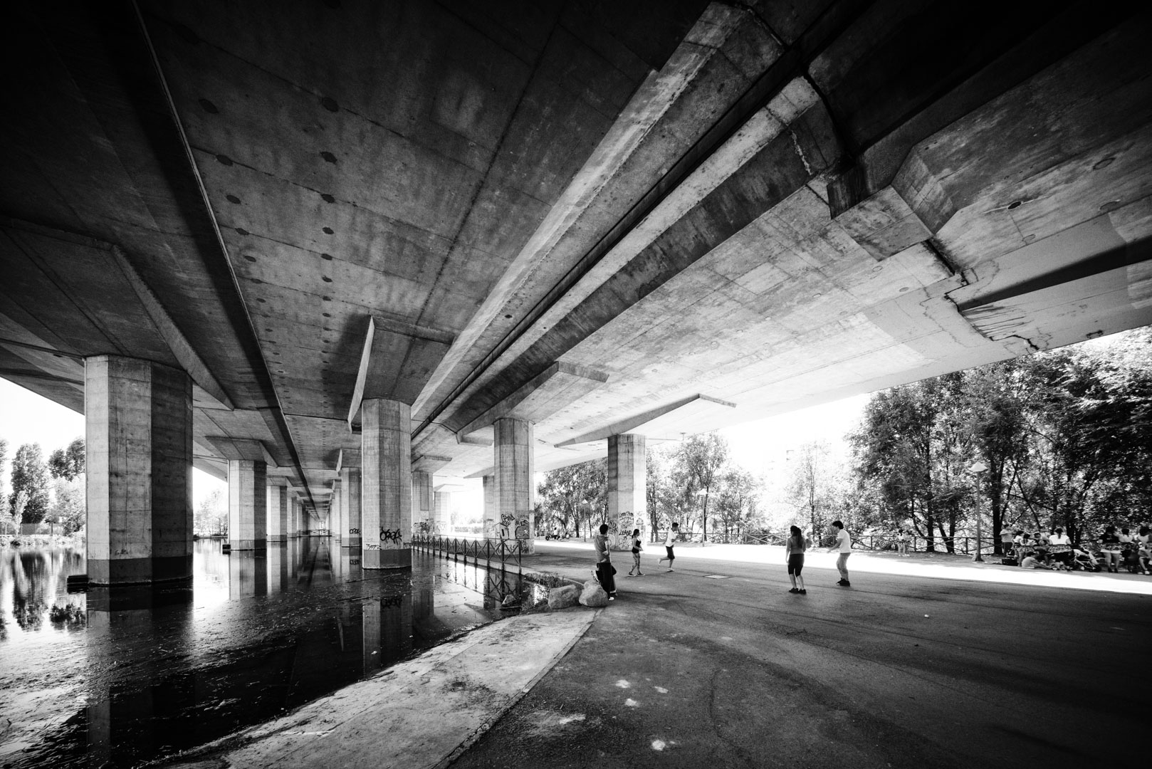 Nella Città - Periferie di Milano - Progetto Fotografico di Architettura