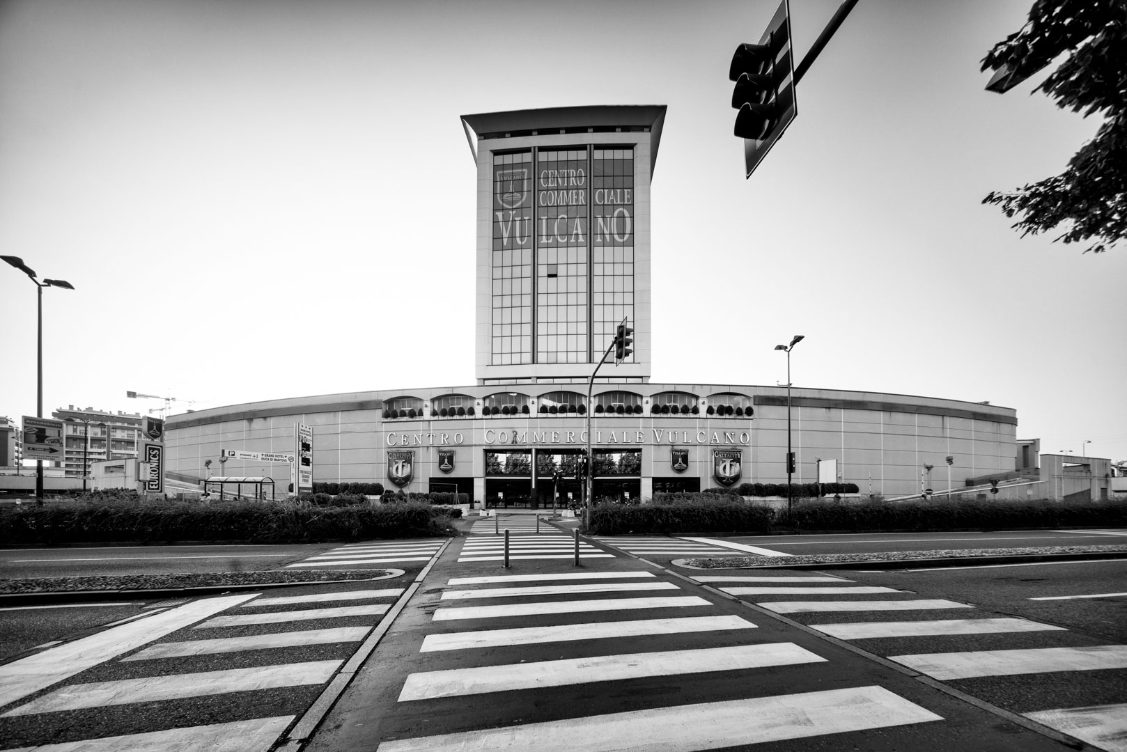 Nella Città - Periferie di Milano - Progetto Fotografico di Architettura